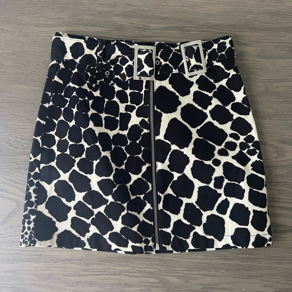🖤 NWT - Topshop skirt
